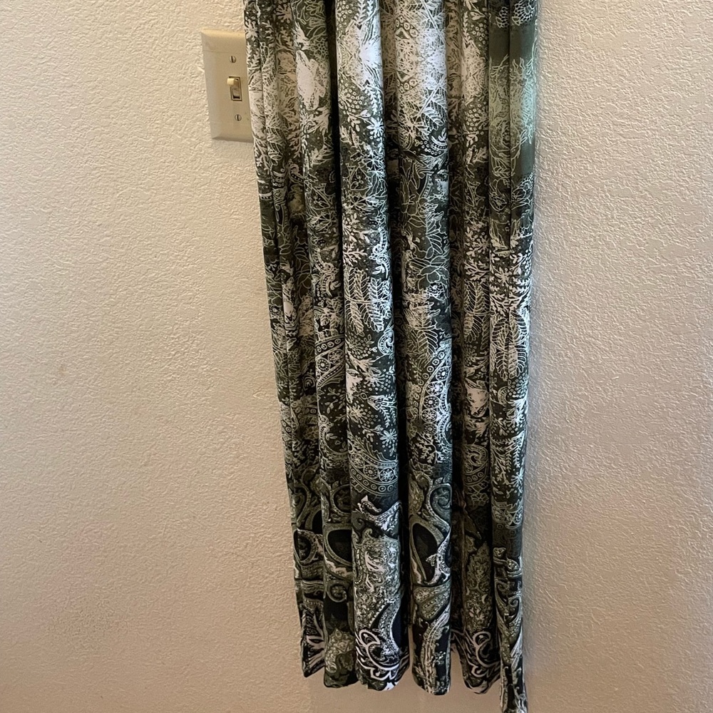Long Maxi Halter Dress - Picture 3 of 10
